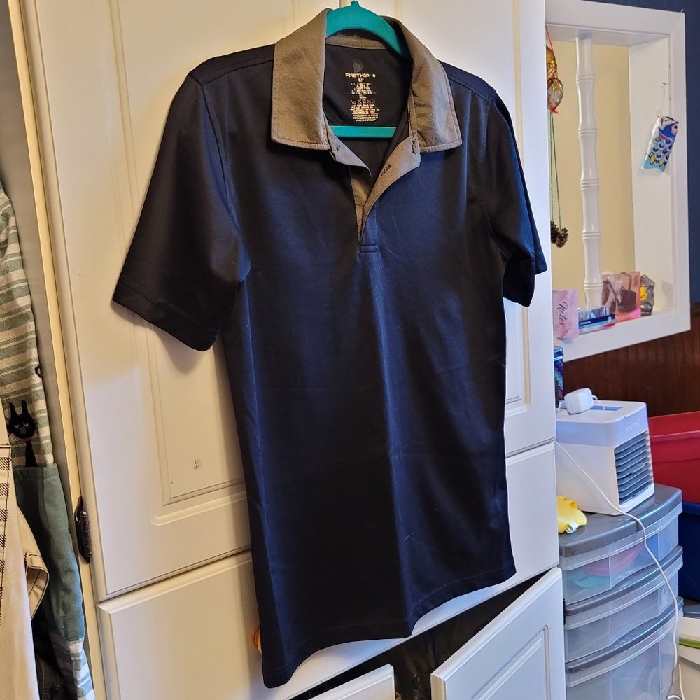 ✨2 for $20!✨  Firethorn Black and Olive Polo Shirt